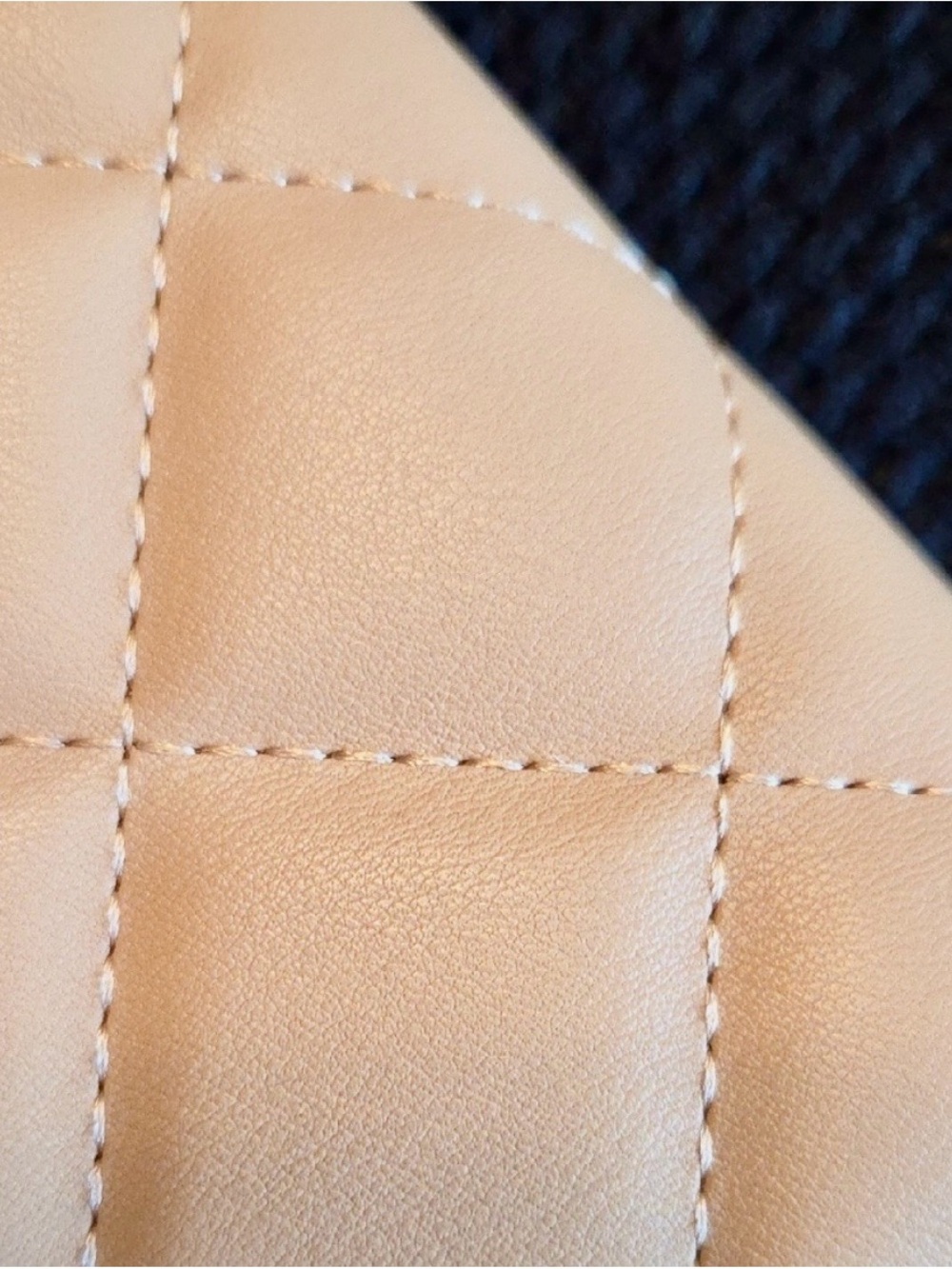 Juicy Couture Tan Quilted Wallet with Fun Charms - Picture 5 of 6